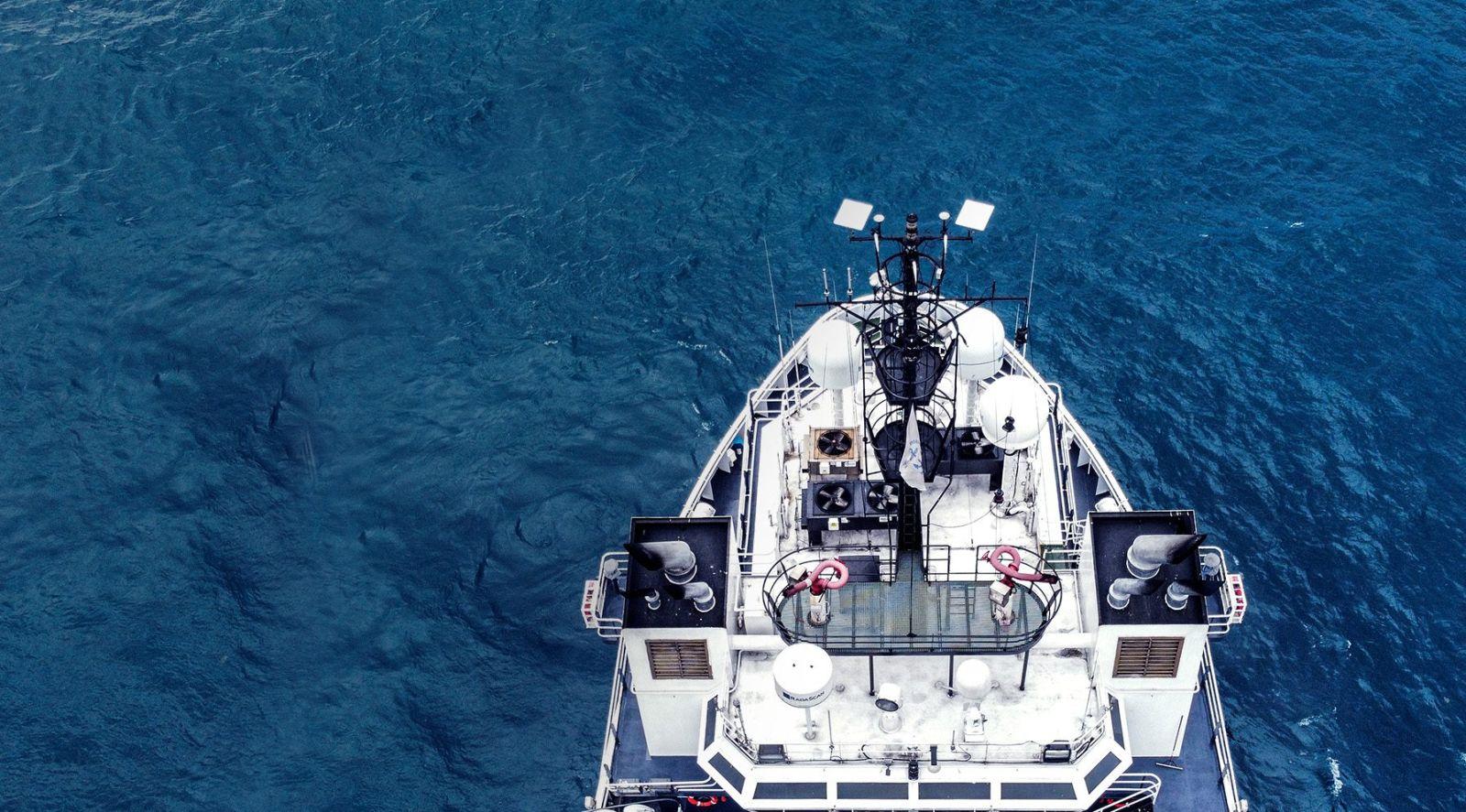 Starlink High Performance antennas on a vessel at sea